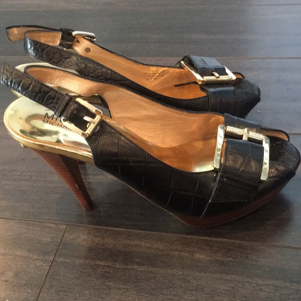 Michael Kors peep toe heel